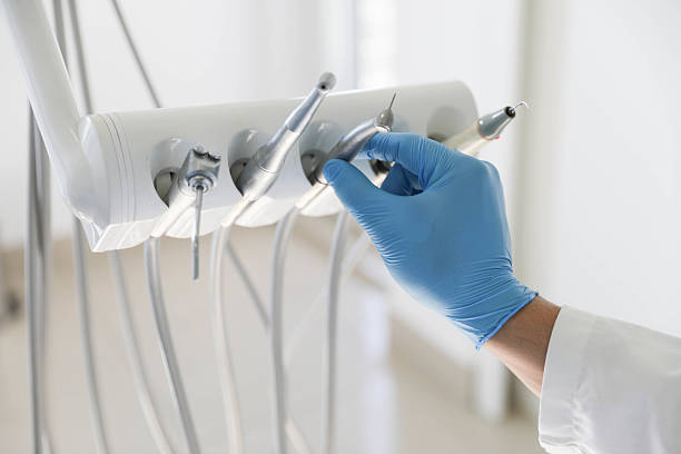 Professional Tooth Extraction technician working in Port Byron, IL